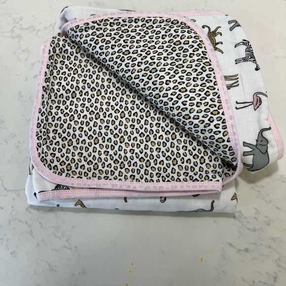 Animal Print Baby Blanket - Picture 2 of 8